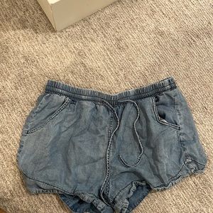 Universal Threads shorts!!